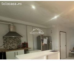 Casa adosada 4 habitaciones a pasos del mar en Cunit
