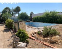 REF: C013 GRUPO INMOTEKA INMOBILIARIA VENDE CHALET EN URBANIZACION LOS PRADOS (SANTA ANA)