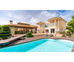 Chalet en Venta en Torrevieja, Alicante