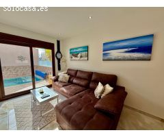 ALQUILER POR SEMANAS - CHALET CON PISCINA PRIVADA.