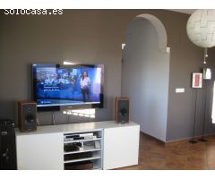 MAGNIFICA CASA CON JARDIN