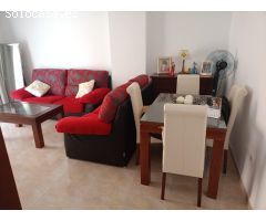 Bonito piso seminuevo cercano a la playa en venta en Adra