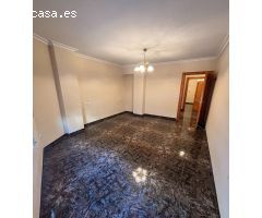 GRAN PISO CENTRICO EN ADRA