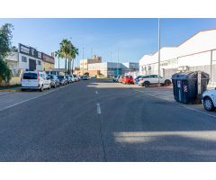 NAVE INDUSTRIAL CON UN ESPACIO AMPLIO Y FUNCIONAL EN SAN JOSÉ DE LA RINCONADA (SEVILLA)