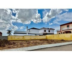 SOLAR URBANO EN CANTILLANA