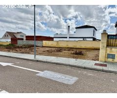 SOLAR URBANO EN CANTILLANA