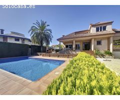 Chalet en Venta en  Mil Palmeras a 2 minutos de la  playa