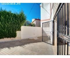 CASA TIPO DUPLEX EN LOS NAREJOS A 2 MINUTOS DE LA PLAYA