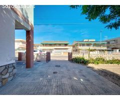 CASA TIPO DUPLEX EN LOS NAREJOS A 2 MINUTOS DE LA PLAYA