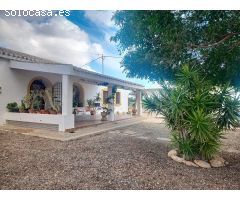 Finca  Rustica con terreno y piscina privada en San Javier