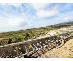 Finca con producción de vino con lagar en el Río de Arico