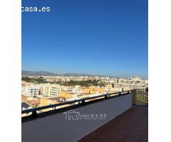 Descubre este impresionante ático recién reformado,