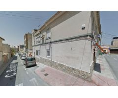 Se vende apartamento OKUPA en Villena (Alicante).