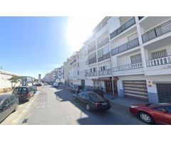 Se vende residencial OKUPA en Punta Umbría (Huelva).