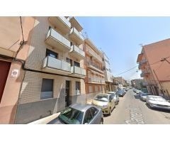 Se vende piso OKUPA en Calle Nou 39 de Tarragona (Tarragona).