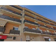 Se vende local OKUPA en Torredembarra (Tarragona)