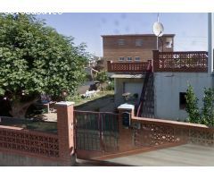 Se vende casa OKUPA en Calle Passió 10 de Rubí (Barcelona).