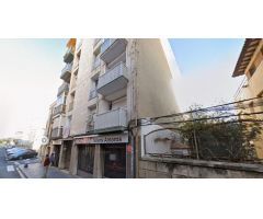 Se vende piso OKUPA en Calle Roser 89 de Reus (Tarragona).