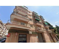 Se vende Piso OKUPA en Calle Costa Brava 8 - 4 B de Reus (Tarragona).