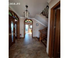 Chalet en Frigiliana: Una Joya en Las Lomas