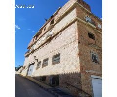 Edificio en Venta en Alozaina, Málaga
