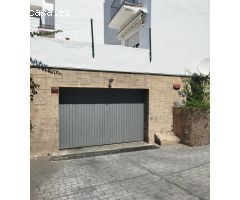 ALQUILER AMPLISIMO GARAJE Y TRASTERO EN MIRADOR DE GUADALPIN FASE III (MARBELLA)