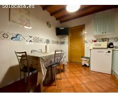 Exclusivo Chalet Independiente con Jardín, Piscina Privada y a Minutos de la Playa en Roquetas de Ma