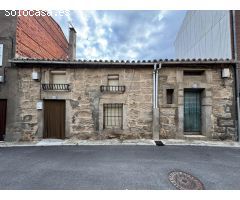 ???? Descubre el encanto de esta casa en Burgohondo ????