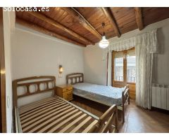 ???? Descubre el encanto de esta casa en Burgohondo ????