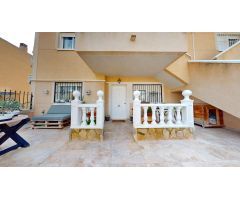Apartamento con terraza en planta baja