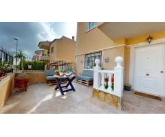 Apartamento con terraza en planta baja