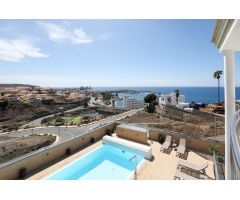 Elegante Villa en una Zona en Desarrollo – Ideal para Vivir o Invertir con Espectaculares Vistas al