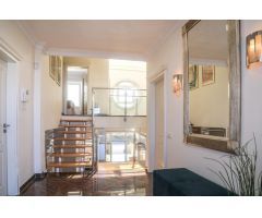 Elegante Villa en una Zona en Desarrollo – Ideal para Vivir o Invertir con Espectaculares Vistas al