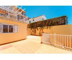 Casa pareada en la codiciada zona de Loma Dos – Ubicación fantástica y gran potencial