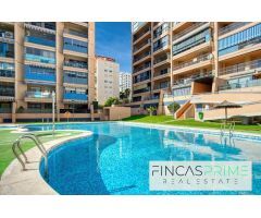 Apartamento de 3 habitaciones y 2 baños completamente reformado en Cala de Villajoyosa con garaje