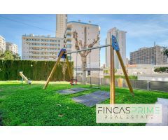 Apartamento de 3 habitaciones y 2 baños completamente reformado en Cala de Villajoyosa con garaje