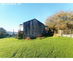 Casa de piedra con finca en la zona de Carballedo