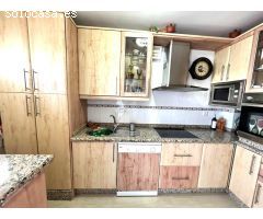 Exquisito y resplandeciente piso en la encantadora zona céntrica de Nuevo Portil, con garaje y trast