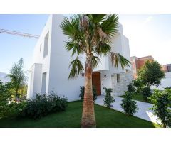 Lujosa villa con todas las comodidades en Polop de La Marina