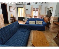 Casa con Terreno en Venta en Totana