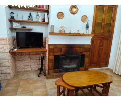 Casa con Terreno en Venta en Totana