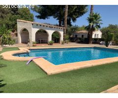Chalet con Piscina en Los Mortoltitos, Totana