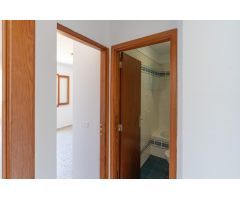 Venta de Piso de tres habitaciones en Caletillas