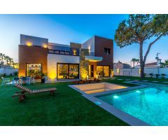 Lujosa villa en Torreta Florida, Torrevieja