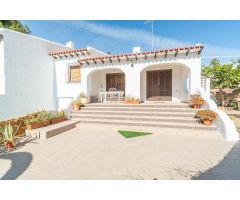 Casa en Punta Prima, Orihuela Costa