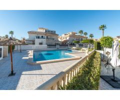 Villa Independiente en Playa Flamenca, Orihuela Costa