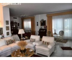 MAIRENA DEL ALJARAFE, SIMON VERDE, VENTA CHALET 100 METROS DE PARCELA, 300 UTILES, JARDIN CON ARBOLE