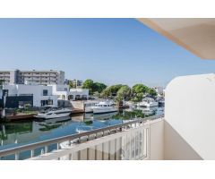 Encantador Estudio con terraza y vistas al canal