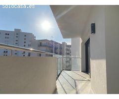 Luminoso apartamento en Santa Margarita con terraza y opción de parking