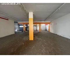 ABRE TU NEGOCIO CON ESTE LOCAL EN ALQUILER EN LLANÇÀ!